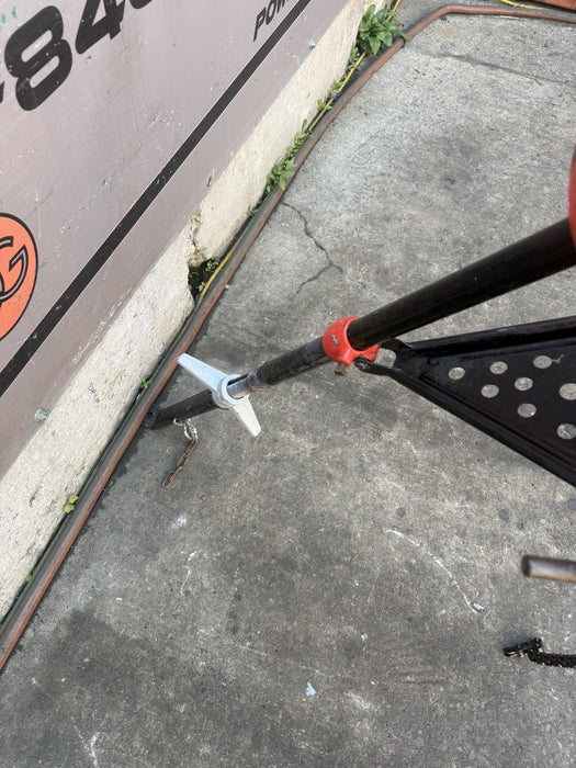 Ridgid 460 Tristand Portable Chain Pipe Vise 1/8" to 12" Tripod Stand.  NICE.