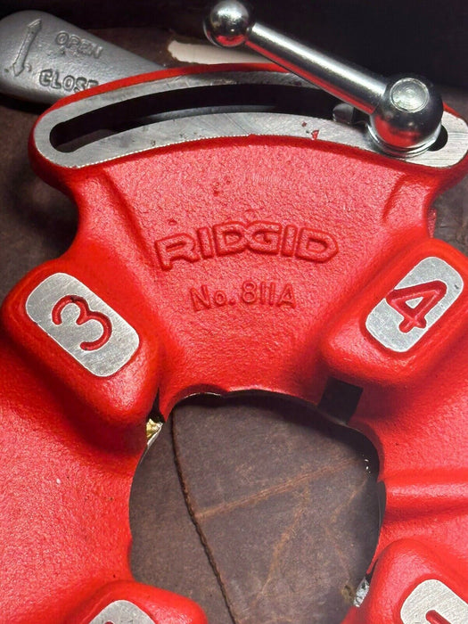 RIDGID 811 UNIVERSAL PIPE THREADER DIE HEAD + 1/2" - 3/4” & 1-2" HS PIPE DIES NW