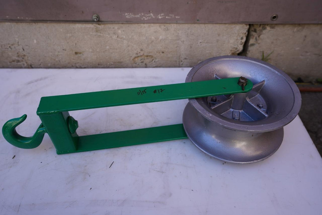 Greenlee Cable Sheave 4000 lbs 12 inch for Tugger Puller. Nice Shape.  #17