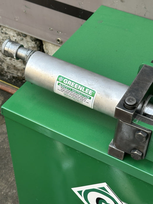 Greenlee 882 EMT Bender 1 1/4 1 1/2 2 inch Hydraulic pump Excellent Shape #2