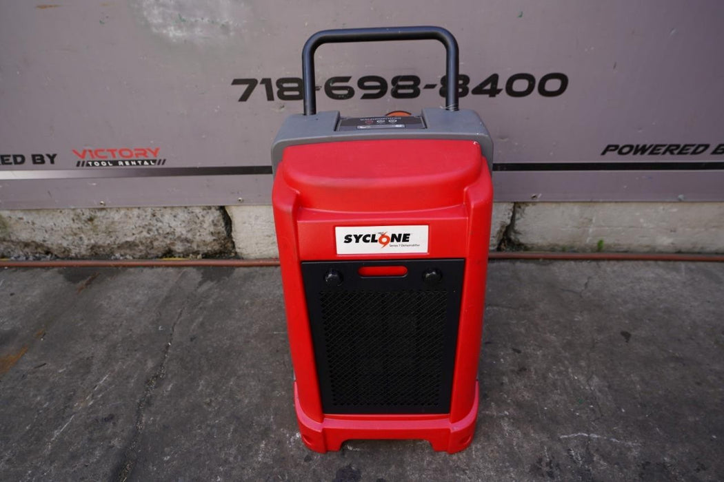 Dri-Eaz Syclone Serier 7 Dehumidifier 120 volts  Works Fine.