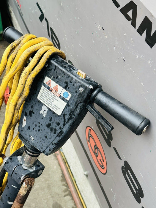 Windsor Storm Bolt Deluxe BP17X Single Speed 115V 175 rpm Polisher Buffer