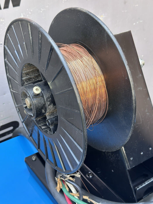 Miller Deltaweld 452 CV-DC , 230/460 V, 3ph + Miller S-64 24V Wire Feeder Mint🔥