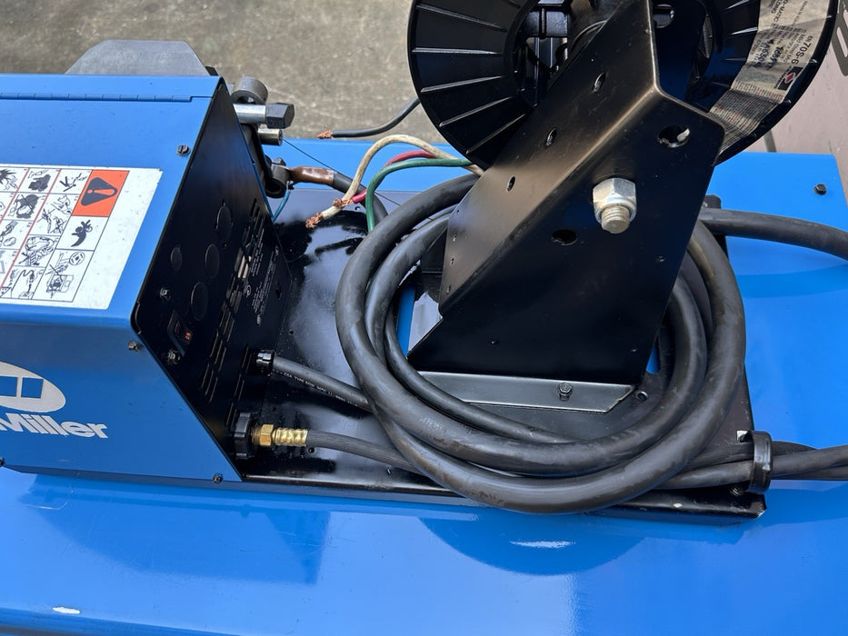 Miller Deltaweld 452 CV-DC , 230/460 V, 3ph + Miller S-64 24V Wire Feeder Mint🔥