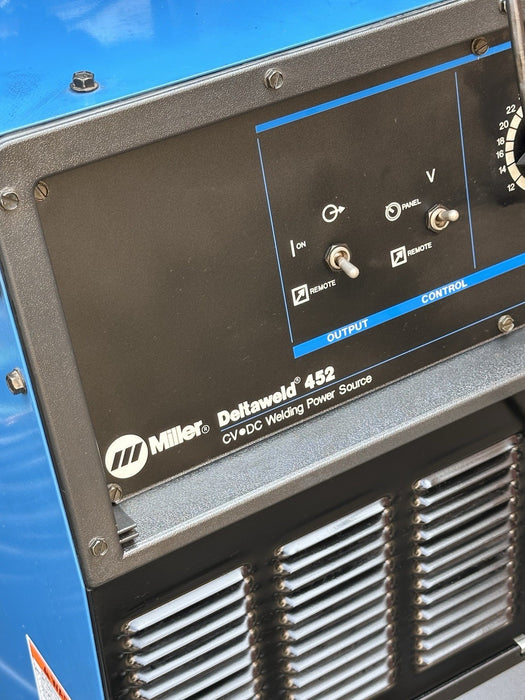 Miller Deltaweld 452 CV-DC , 230/460 V, 3ph + Miller S-64 24V Wire Feeder Mint🔥
