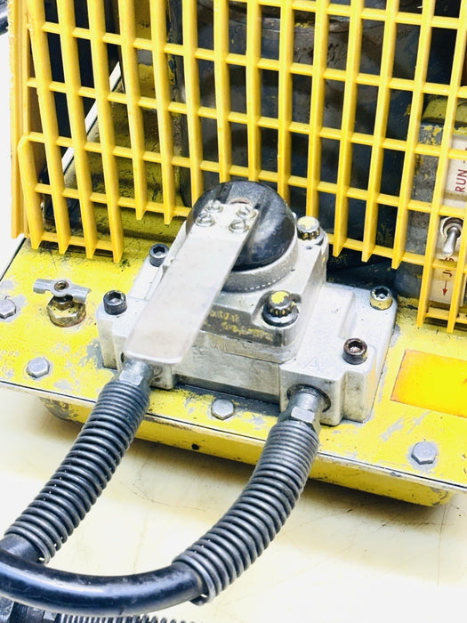 Enerpac PER 1541 Hydraulic Double Acting Pump 10k Psi 115/230v Works Good!