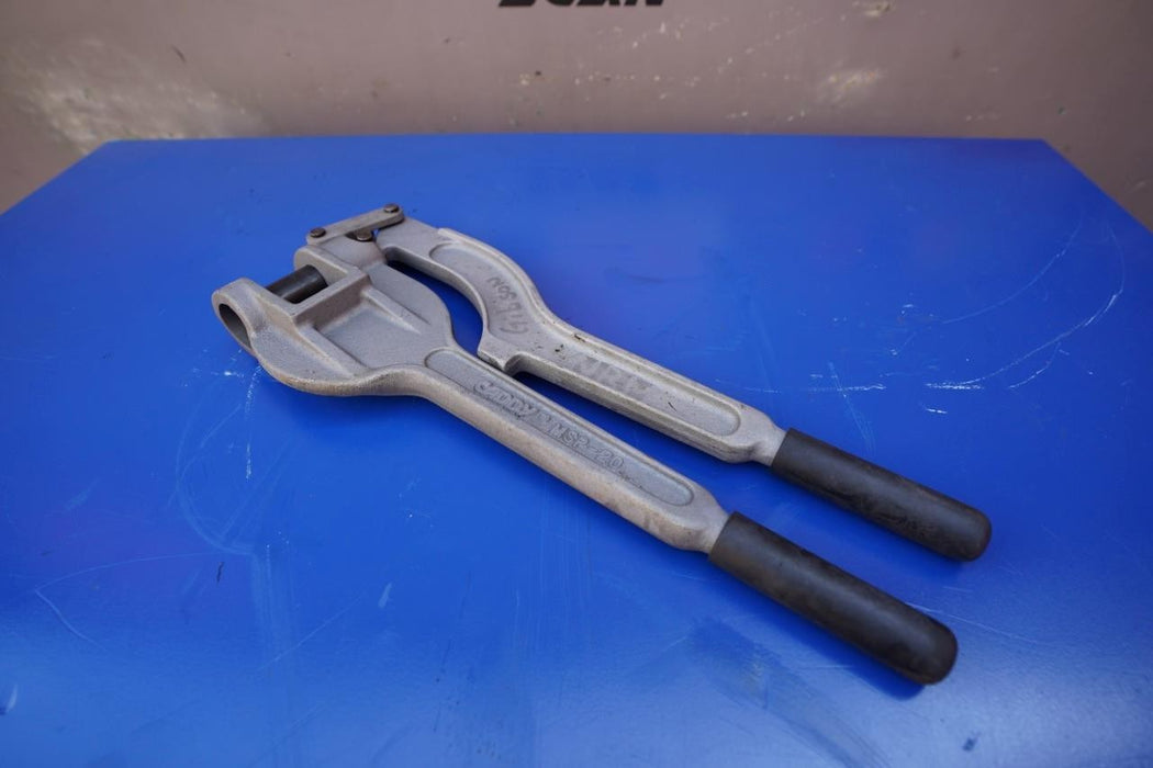Caddy MSP-20 Petal Stud Punch 1 11/32 inch Knock Out  Works Fine.