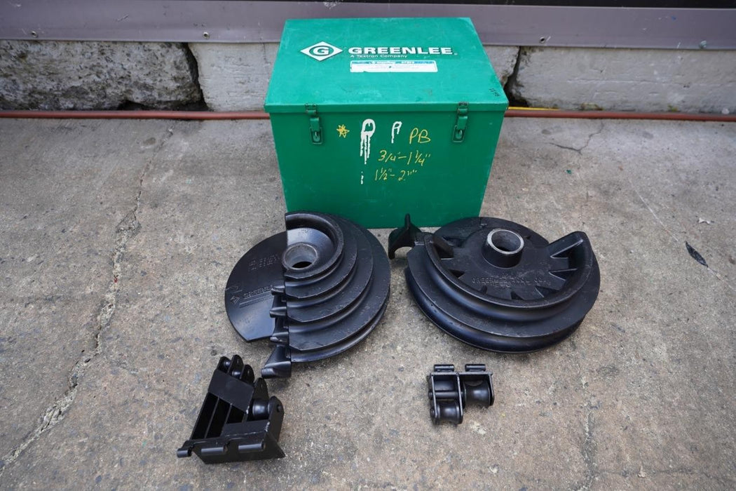PVC Shoes Greenlee 555 Bender 1/2 to 2 inch Mint Condition.  Set #11