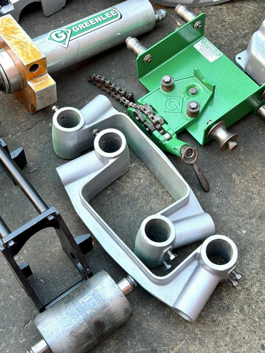 Greenlee 881 Hydraulic Pipe Bender 2.5”-4” Rigid IMC EMT 960 Pump & 1813 Table