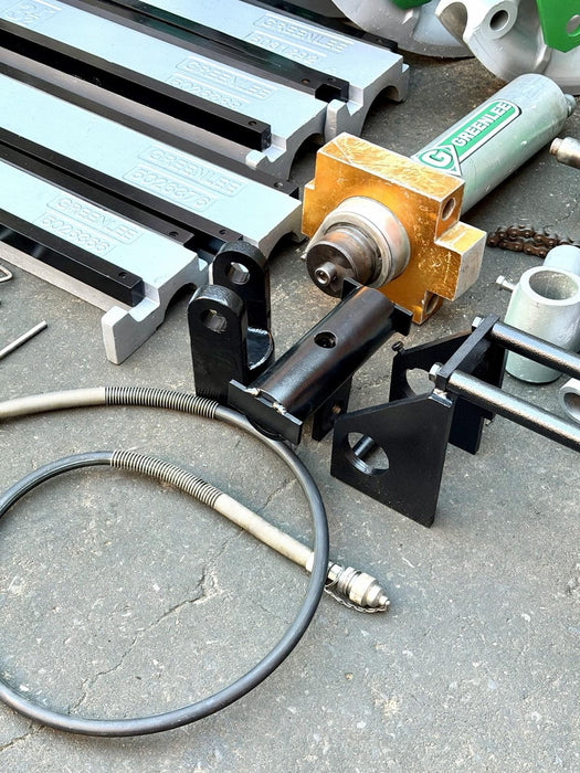 Greenlee 881 Hydraulic Pipe Bender 2.5”-4” Rigid IMC EMT 960 Pump & 1813 Table