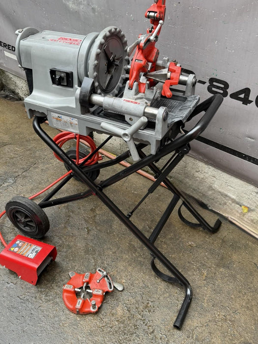 Ridgid 300 Compact Pipe Threader, Rolling Cart, (2) 811a 1/2 - 2" Dies 1224, 535