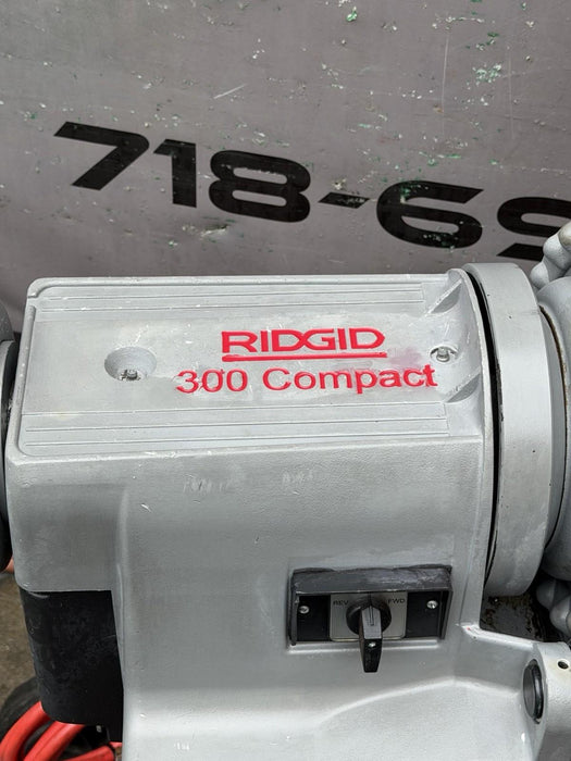Ridgid 300 Compact Pipe Threader, Rolling Cart, (2) 811a 1/2 - 2" Dies 1224, 535