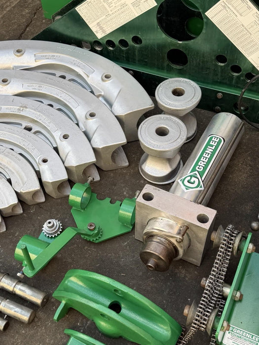 Greenlee 885 Hydraulic Bender 1-1/2 to 5" Rigid Pipe 1802 Table, Pump, Warranty!