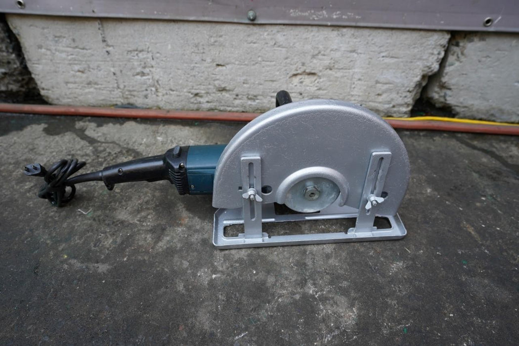 Bosch 14 inch Concrete Cut Off Saw. Model 1365. 120 volts.  Works Great.