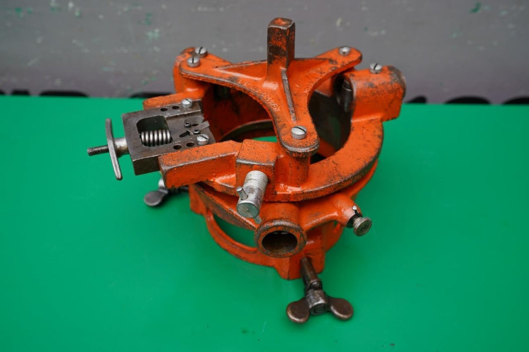 Victaulic Vic Groover 4 to 6 inch.  Works Fine.