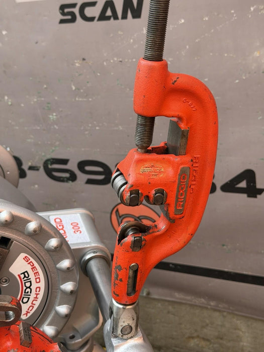 RIDGID 15682 Pipe Threading Machine Model 300 T2 + Carriage , 811 Die, Oiler #2