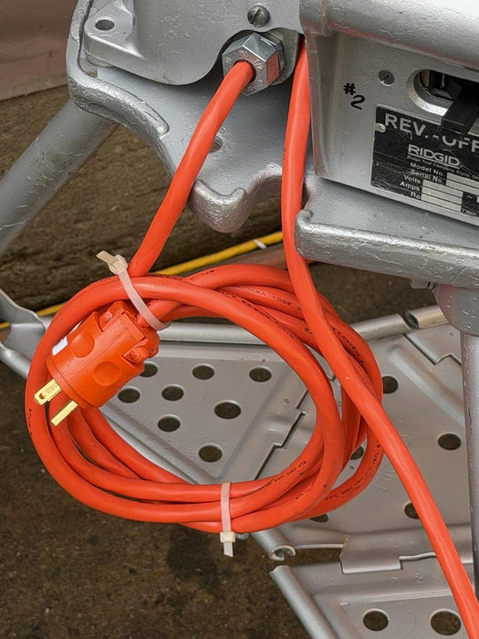 RIDGID 15682 Pipe Threading Machine Model 300 T2 + Carriage , 811 Die, Oiler #2