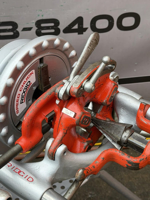 RIDGID 15682 Pipe Threading Machine Model 300 T2 + Carriage , 811 Die, Oiler #1