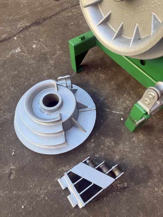 Greenlee 555 Conduit Pipe Bender 1/2"-2" RIGID & IMC 555 Works Great NEW BOARD!!