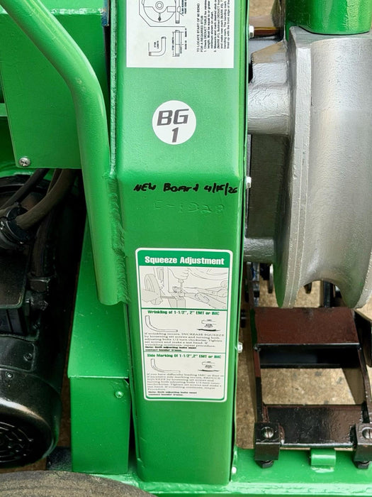 Greenlee 555 Conduit Pipe Bender 1/2"-2" EMT Shoes & Rollers NEW BOARD! BG1