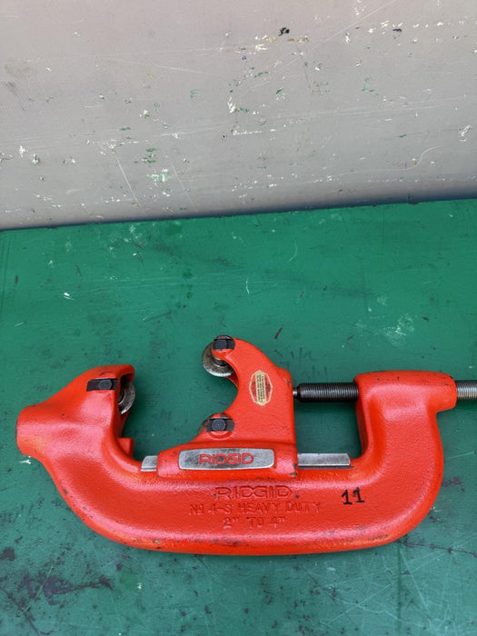 Ridgid No. 4-S Heavy Duty Pipe Cutter, 2" to 4" Pipe Used / Works Good #11