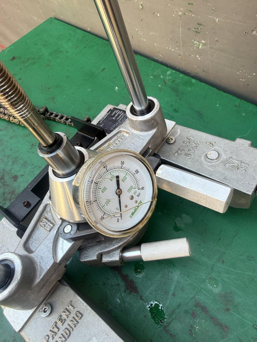 McElroy Fusing Machine Sidewinder  Great Working Condition.