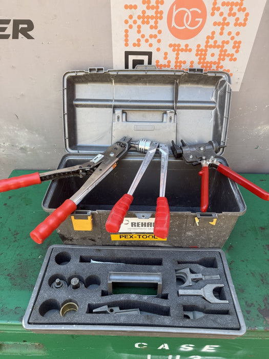 Rehau EVERLOC 261256 Deluxe Pex Tool & Compression Sleeve Tool Kit W/Toolbox #1