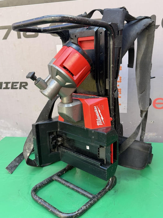 MILWAUKEE BACKPACK CEMENT CONCRETE VIBRATOR MXF371-2X TOOL ONLY #1