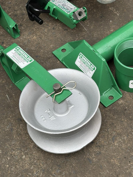 Greenlee 6001 6000 LBS Super Tugger Cable Puller Set Great Condition BG1