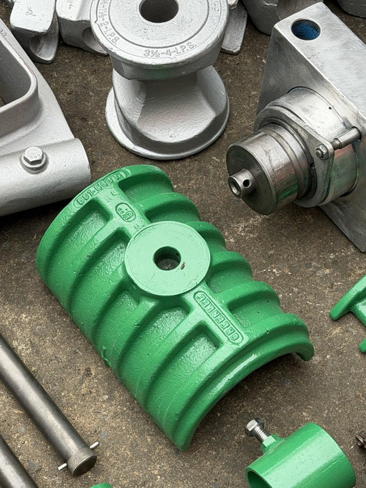 Greenlee 885 Hydraulic Pipe Bender 1-1/4 - 5 Rigid IMC, 960 Pump 1802 Table Mint bg3