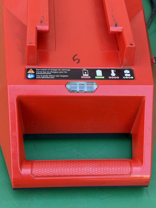 Milwaukee MXFC MX FUEL Lithium-Ion Battery Charger #5