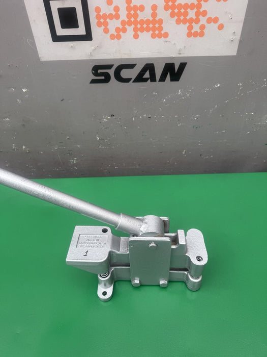 Greenlee 1811 Little Kicker 3/4” EMT Offset Bender  Unit #1