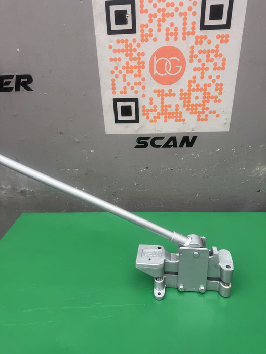 Greenlee 1811 Little Kicker 3/4” EMT Offset Bender  Unit#7