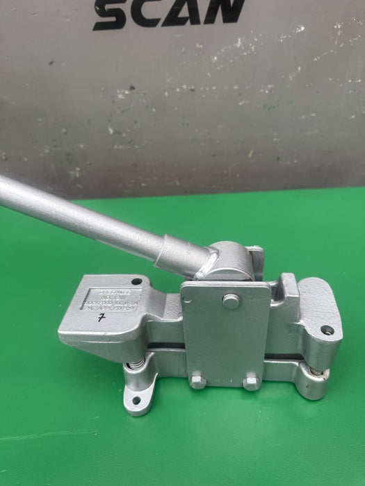 Greenlee 1811 Little Kicker 3/4” EMT Offset Bender  Unit#7