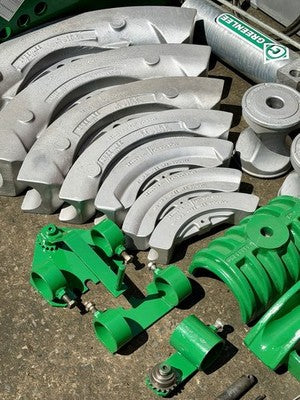 Greenlee 885 Hydraulic Pipe Bender 1-1/4 - 5 Rigid IMC, 960 Pump 1802 Table Mint