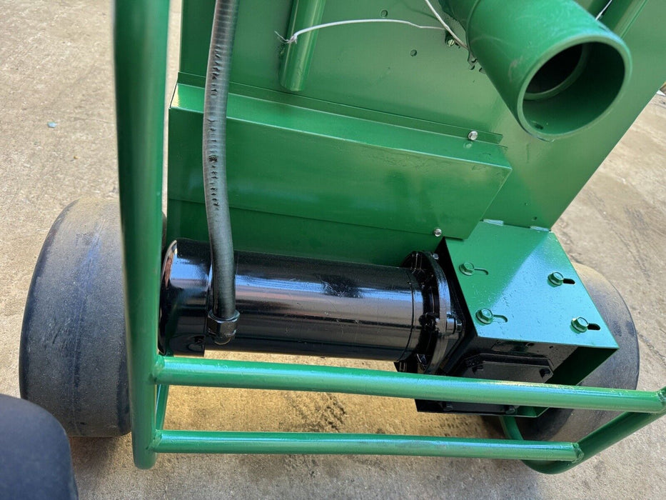 Greenlee 555 1/2-2" Conduit Pipe Bender. Comes with Rigid Shoes Great Shape bg15