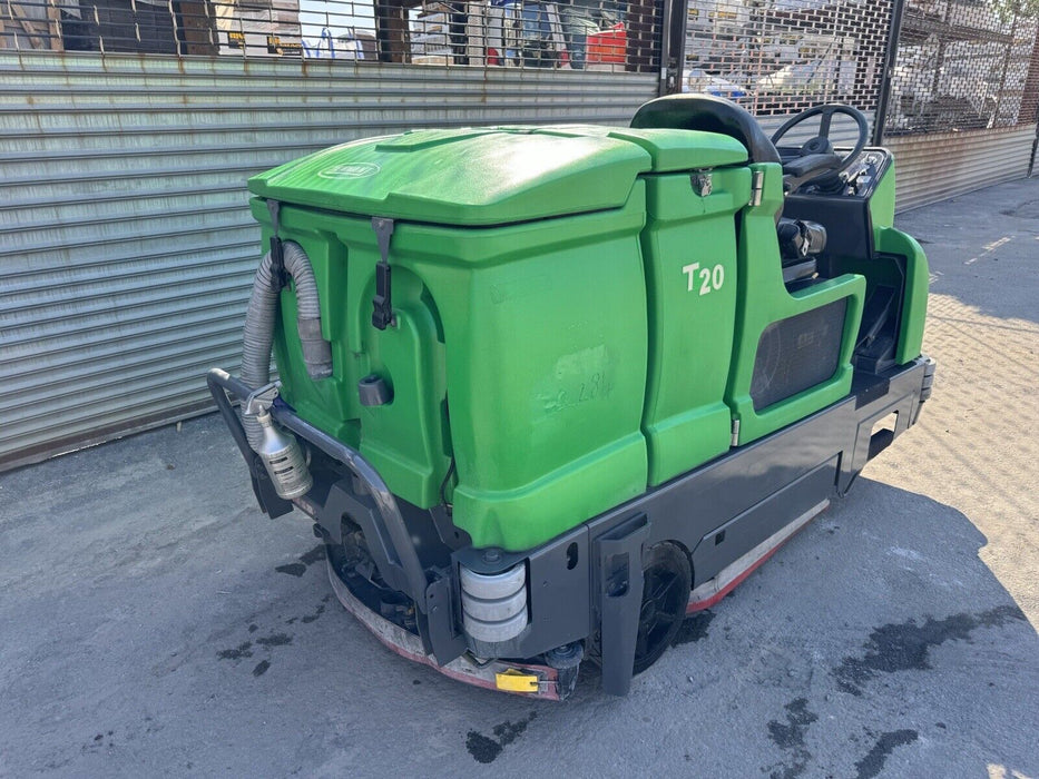 Tennant T20 Gas Powered Ride On Scrubber/Sweeper