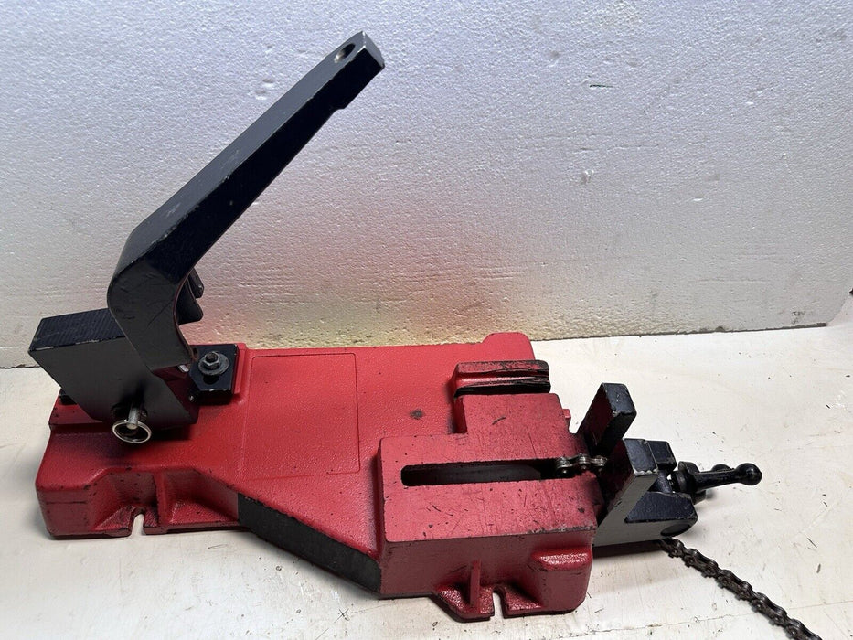 Milwaukee 48-08-0260 Portable Bandsaw Table Vise