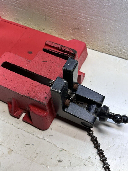 Milwaukee 48-08-0260 Portable Bandsaw Table Vise