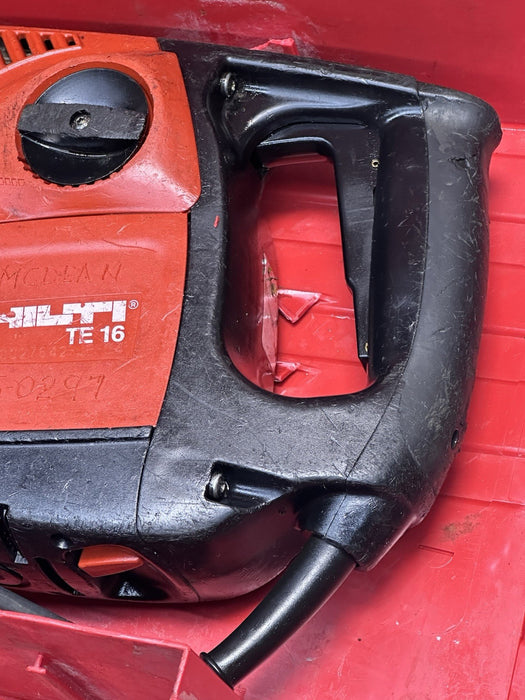 HILTI TE 16 Rotary Hammer Drill Corded Electric W/Case & 5X  Bits