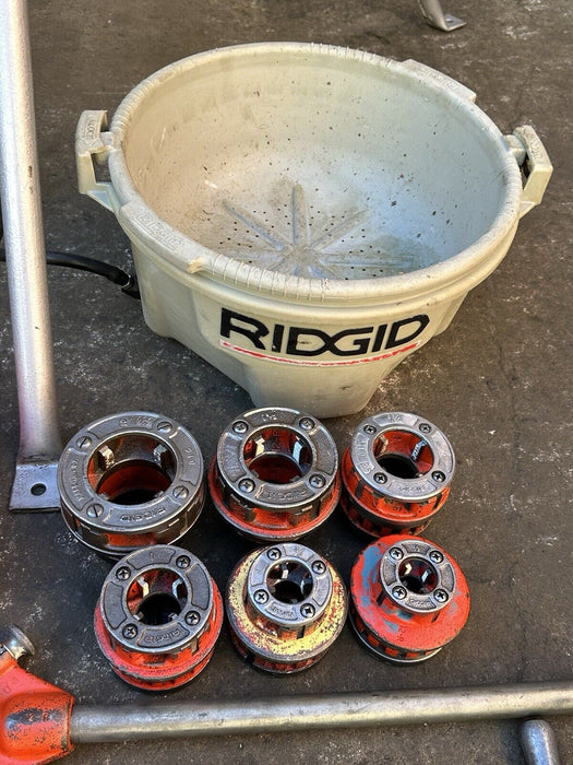 RIDGID 300 PIPE THREADING MACHINE + FOOT SWITCH , 12R DIES, OILER, REFURBISHED