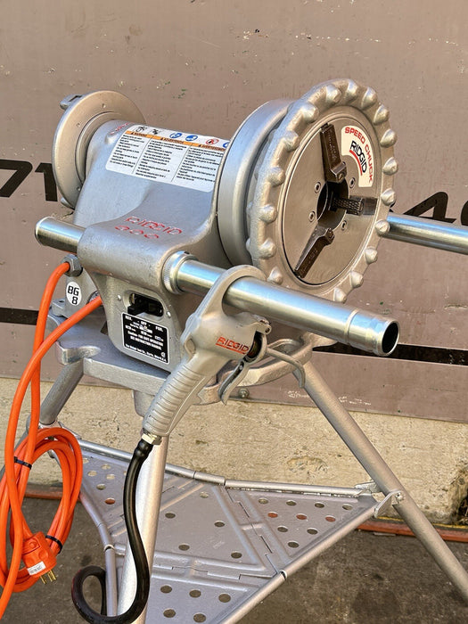RIDGID 300 PIPE THREADING MACHINE + FOOT SWITCH , 12R DIES, OILER, REFURBISHED