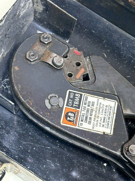 T&B TBM8 THOMAS & BETTS  WIRE CABLE HAND CRIMPER WITH 8 DIES AND Steel Box #BG6