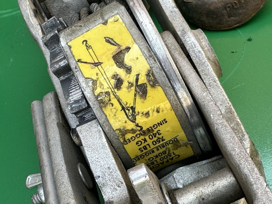 Lug-All Come Along 1500 Lbs Double Rigged 750 lbs Single Rig Hoist Winch Lincoln