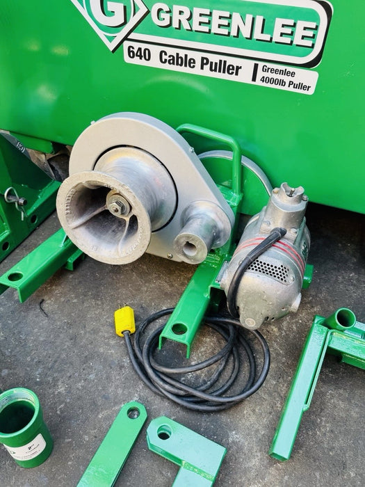 Greenlee 4000 lb 640 Wire Cable Tugger Puller,  Works Great , Refurbished