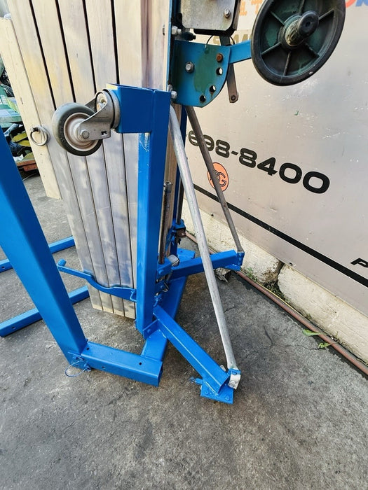 Genie Superlift Advantage SLA-25 Material Lift Winch Stacker 25 Feet Heavy Duty