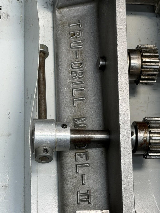 TRIPLE R SPECIALTY TRU-DRILL II B&D  Motor Hole Saw Tool With Chain Vice