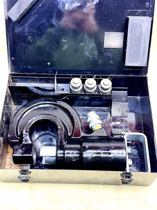 CLEVELAND STEEL TOOL ENERPAC 35 TON HYDRAULIC METAL PUNCH WITH 3 PUNCH AND DIES