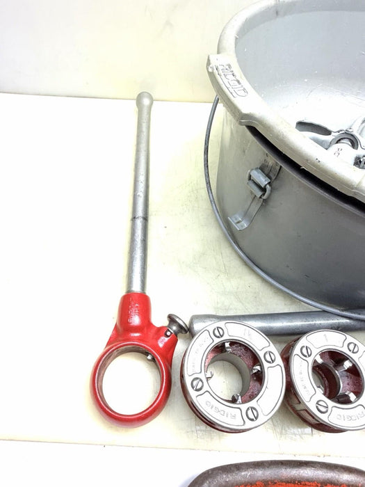 Ridgid 111R 1/4 to 1 1/4 Pipe Threader Die Set Cutter Reamer Oiler Great Shape