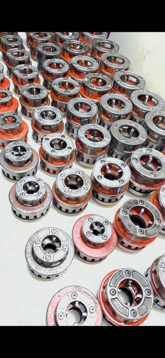 RIDGID 12-R Pipe Threader Die Set 3/4” - 2" with Ratchet Head + Handle 5-pc Set